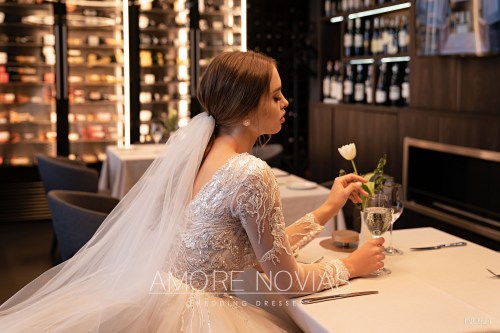 https://amore-novias.com/images/stories/virtuemart/product/INC024       (4).jpg
